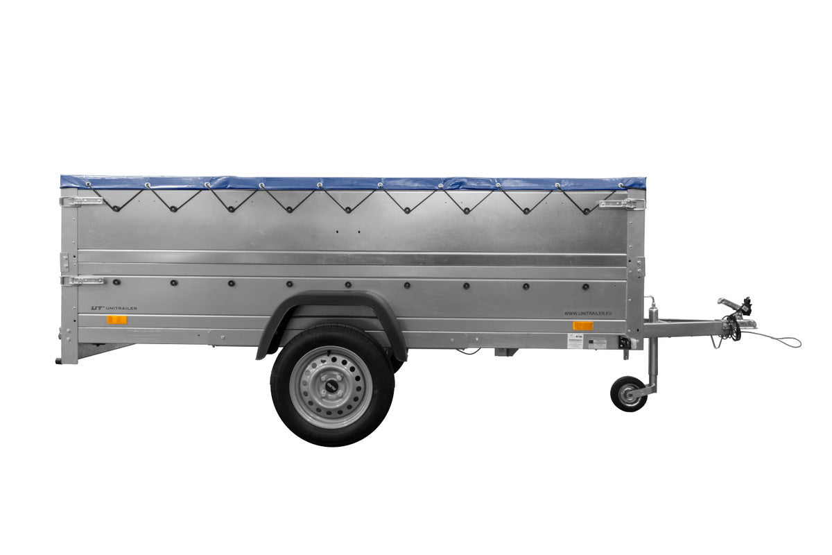 Remorque simple essieu Unitrailer GARDEN TRAILER 264 KIPP avec rehausses de ridelles et bâche plate bleue
